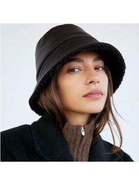 Babaton Panache Bucket Hat
